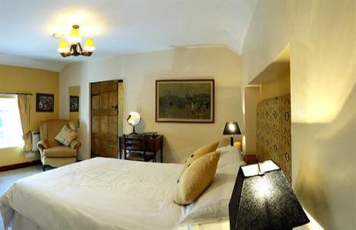 фото отеля The Old House Bed & Breakfast Witherley