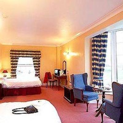 фото отеля Westpark Hotel & Suites