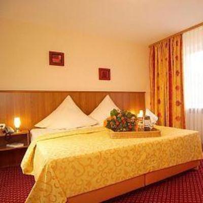 фото отеля Hotel Friedenseiche