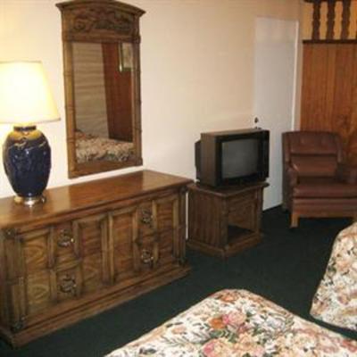 фото отеля Shasta Lodge