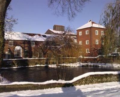 фото отеля The Wensum Lodge Hotel Fakenham