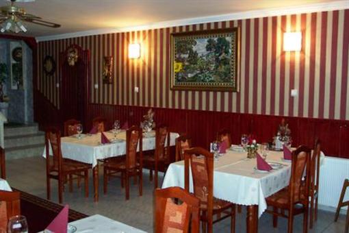 фото отеля Gold Barrel Inn and Restaurant