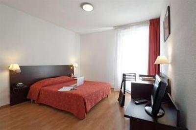 фото отеля Adagio Access Vanves Porte de Chatillon