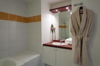 фото отеля Adagio Access Vanves Porte de Chatillon