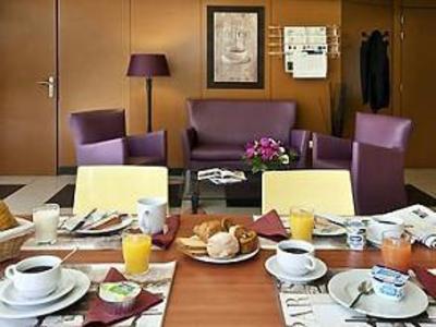 фото отеля Adagio Access Vanves Porte de Chatillon