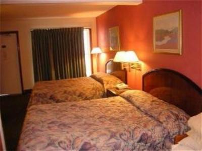 фото отеля Passport Inn Sturbridge