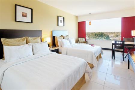 фото отеля Crowne Plaza Hotel Villahermosa