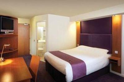 фото отеля Premier Inn South Wakefield