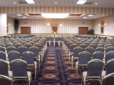 фото отеля Holiday Inn Hotel & Suites Carol Stream