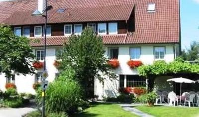 фото отеля Landgasthof Lowen Uberlingen
