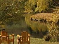 Rustic inn Creekside Resort and Spa at Jackson Hole