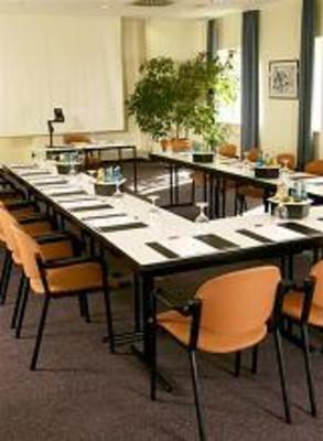 фото отеля InterCity Hotel Freiburg