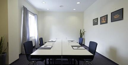 фото отеля InterCity Hotel Freiburg