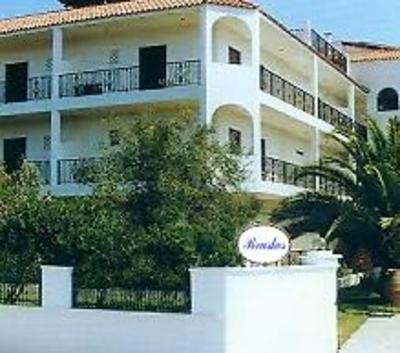 фото отеля Bruskos Hotel