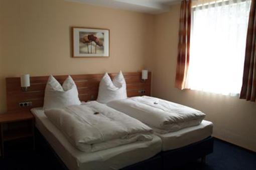 фото отеля Hotel Restaurant Waldschlossel