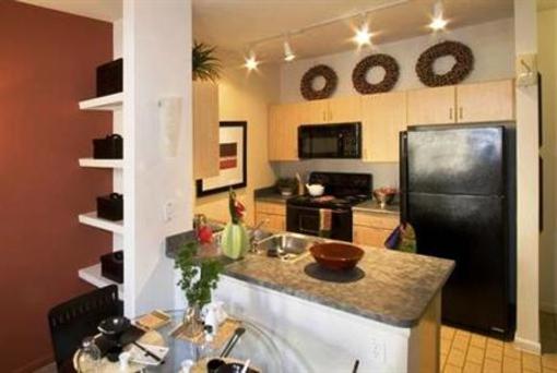 фото отеля BridgeStreet at Legacy Village