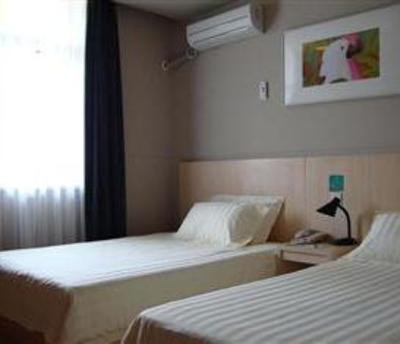 фото отеля Jinjiang Inn Qingdao Haier Road