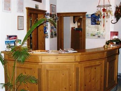фото отеля Hotel Am Platz Hohenmölsen