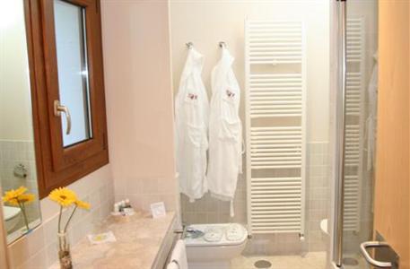 фото отеля Centro Rural Vino Spa Lavida Hotel Penafiel (Spain)