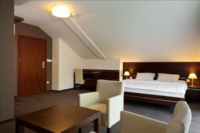 фото отеля Hotel Podzamcze Dobczyce
