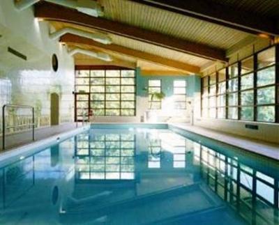 фото отеля De Vere Venues Denham Grove Hotel (England)