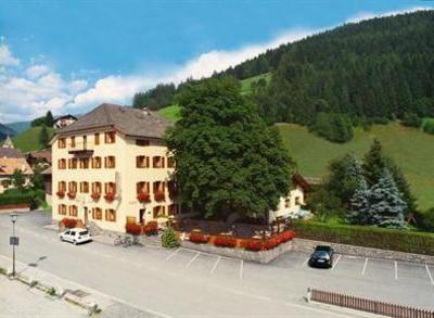 фото отеля Gasthof Zum Weissen Rossl