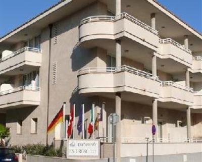 фото отеля Apartamentos Es Trenc