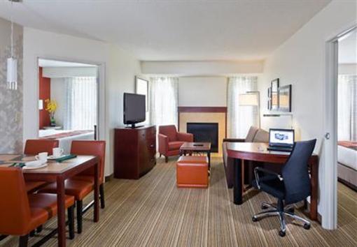 фото отеля Residence Inn Madison East