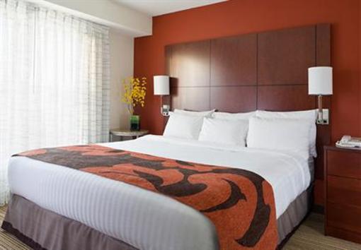 фото отеля Residence Inn Madison East