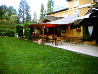 фото отеля Hotel Le Relais du Pont