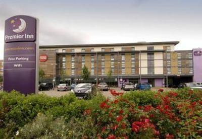 фото отеля Premier Inn Croxley Green Watford
