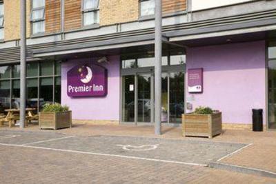 фото отеля Premier Inn Croxley Green Watford