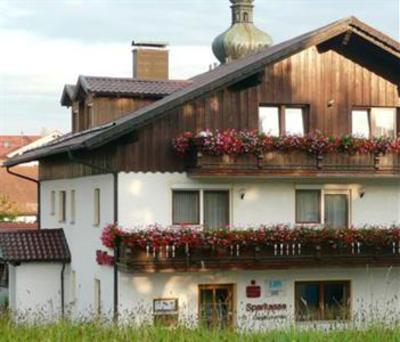 фото отеля Hotel-Gasthof Zum Oberen Wirt
