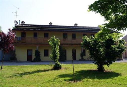 фото отеля Agriturismo Ai Due Laghi del Verginese