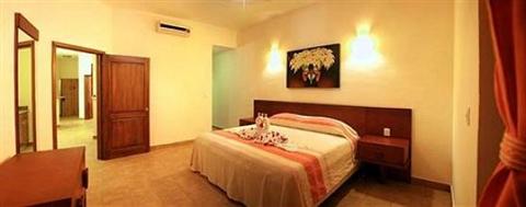 фото отеля Marina Park Plaza Huatulco