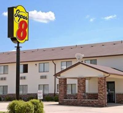 фото отеля Super 8 Motel Dyersville