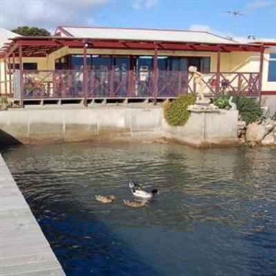 фото отеля Meningie's Waterfront Motel
