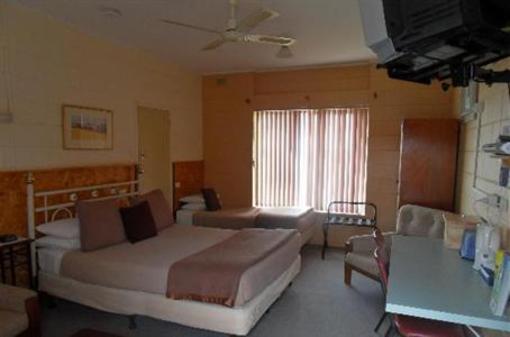 фото отеля Meningie's Waterfront Motel