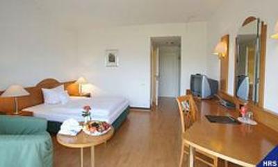 фото отеля Hotel Tannenhof Baden-Baden