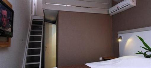 фото отеля Kyriad Montpellier Sud