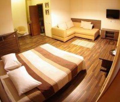 фото отеля Hotel Darnitskiy
