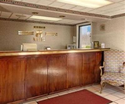 фото отеля Super 8 Motel Lebanon (Tennessee)