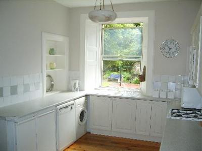 фото отеля Auld Reekie Apartment at Parkside 1 Edinburgh