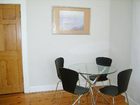 фото отеля Auld Reekie Apartment at Parkside 1 Edinburgh