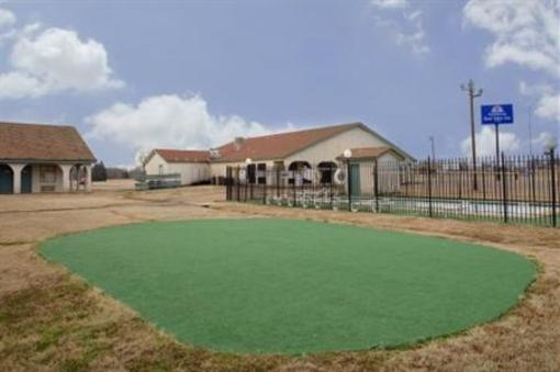 фото отеля Americas Best Value Inn Bonham