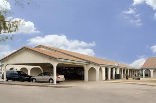 фото отеля Americas Best Value Inn Bonham