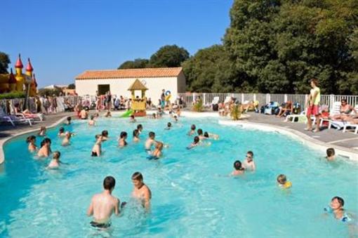 фото отеля Camping Le Petit Rocher Accomodation Longeville-sur-Mer