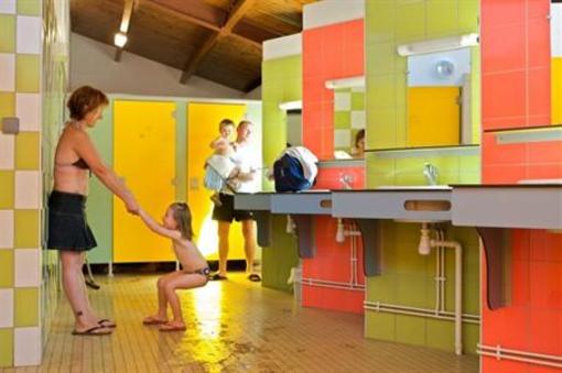 фото отеля Camping Le Petit Rocher Accomodation Longeville-sur-Mer