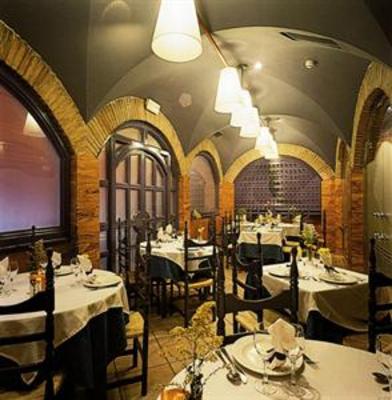 фото отеля Hotel Virrey Arnedo