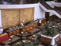 Golden Retreat Hotel